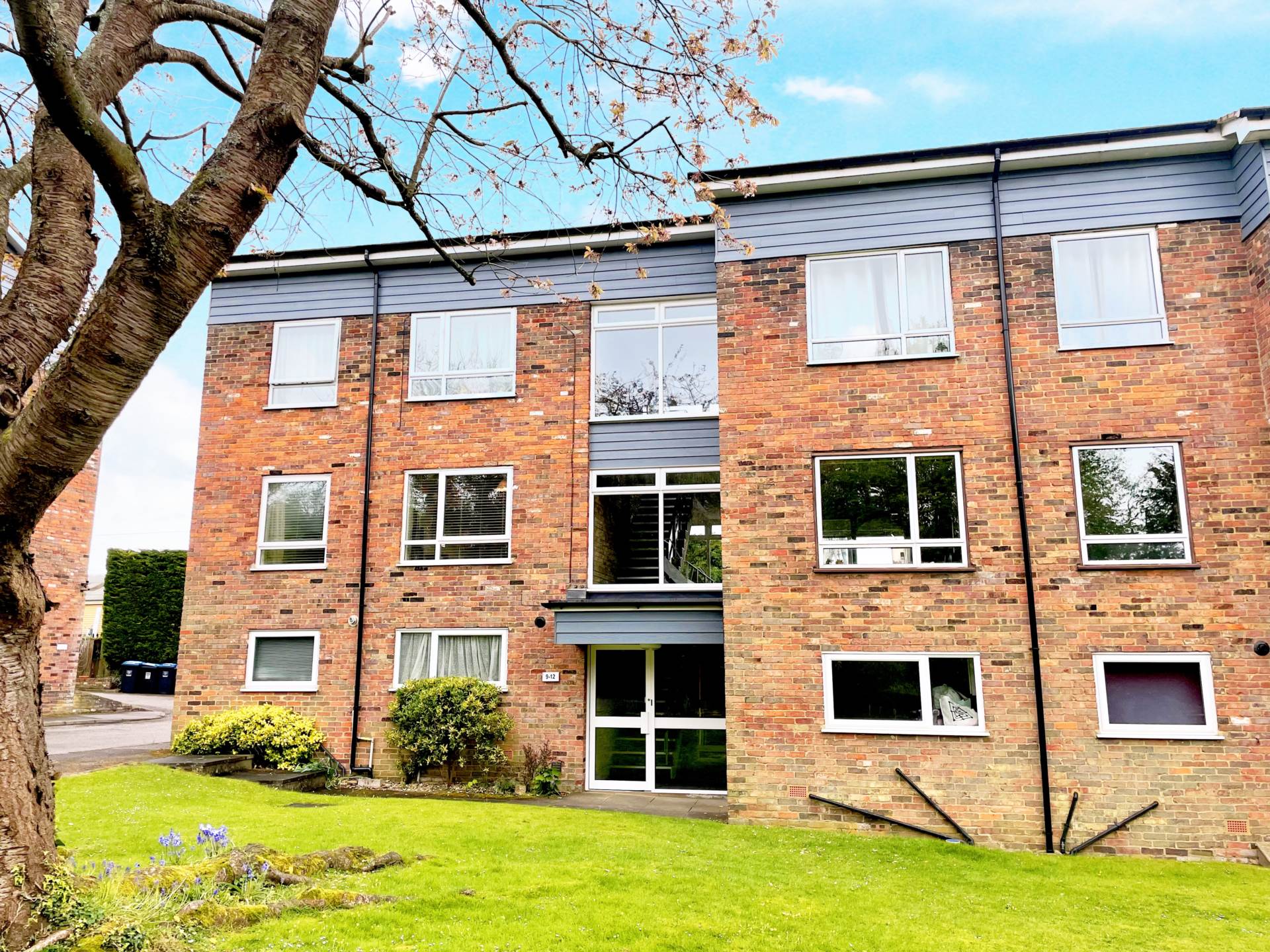 1 bed Apartment for rent in Berkhamsted. From Knights Lettings - Boxmoor