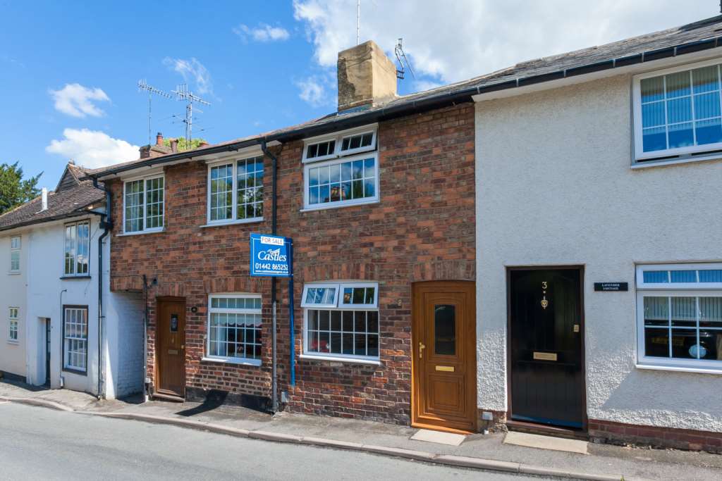 1 bed Cottage for rent in Berkhamsted. From Knights Lettings - Boxmoor 1 bed Cottage for rent in Berkhamsted. From Knights Lettings - Boxmoor