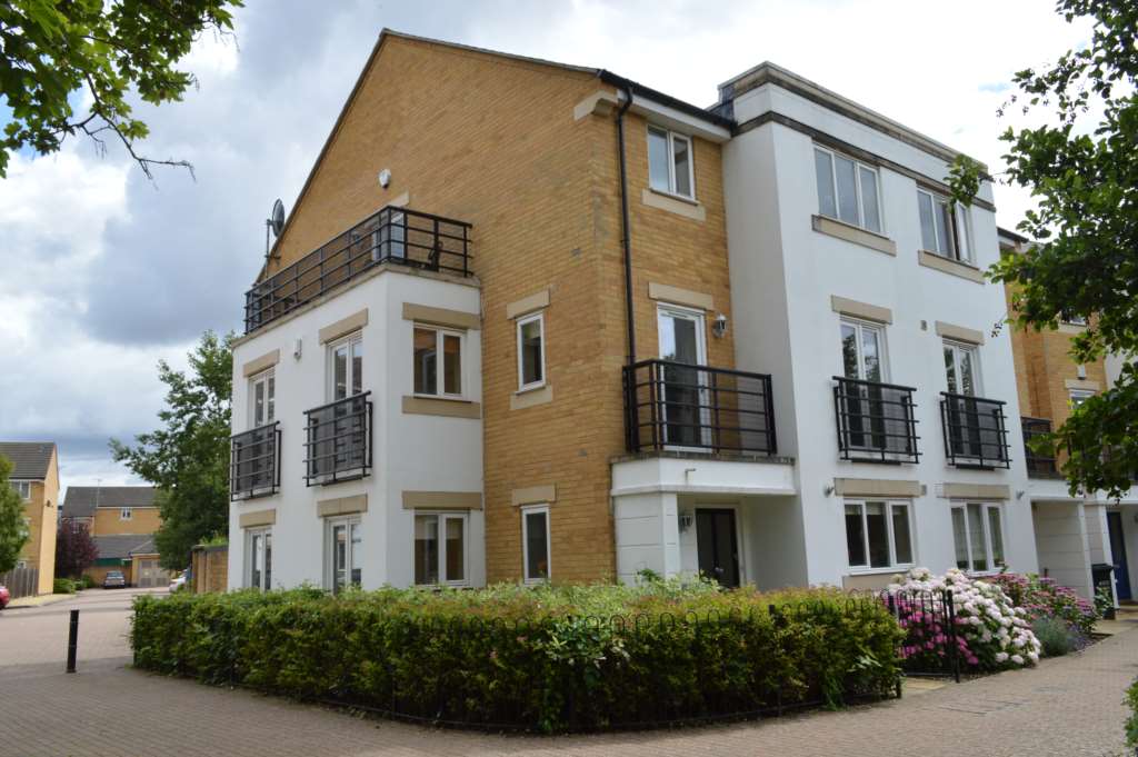 5 bed Town House for rent in Kings Langley. From Knights Lettings - Boxmoor 5 bed Town House for rent in Kings Langley. From Knights Lettings - Boxmoor