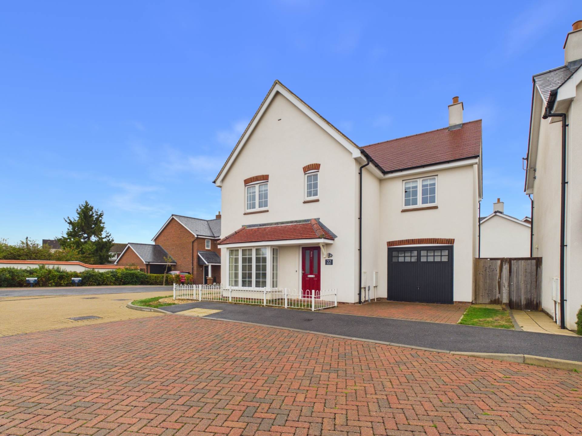 4 bed Detached for rent in Aylesbury. From Knights Lettings - Boxmoor 4 bed Detached for rent in Aylesbury. From Knights Lettings - Boxmoor