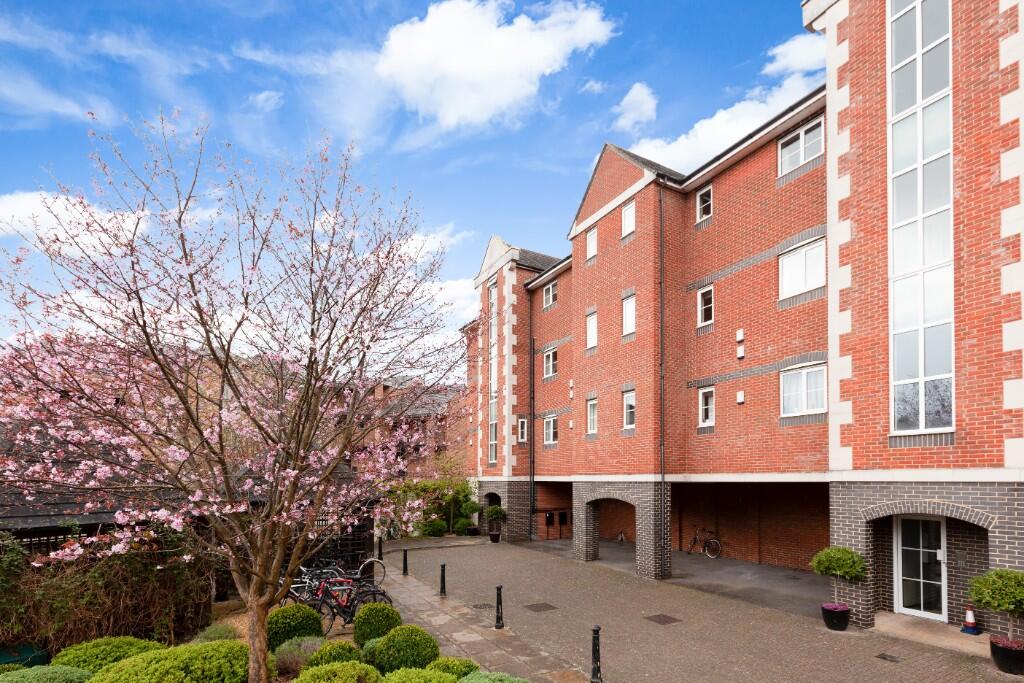 2 bed Apartment for rent in Wolvercote. From Lucy Properties - Oxford