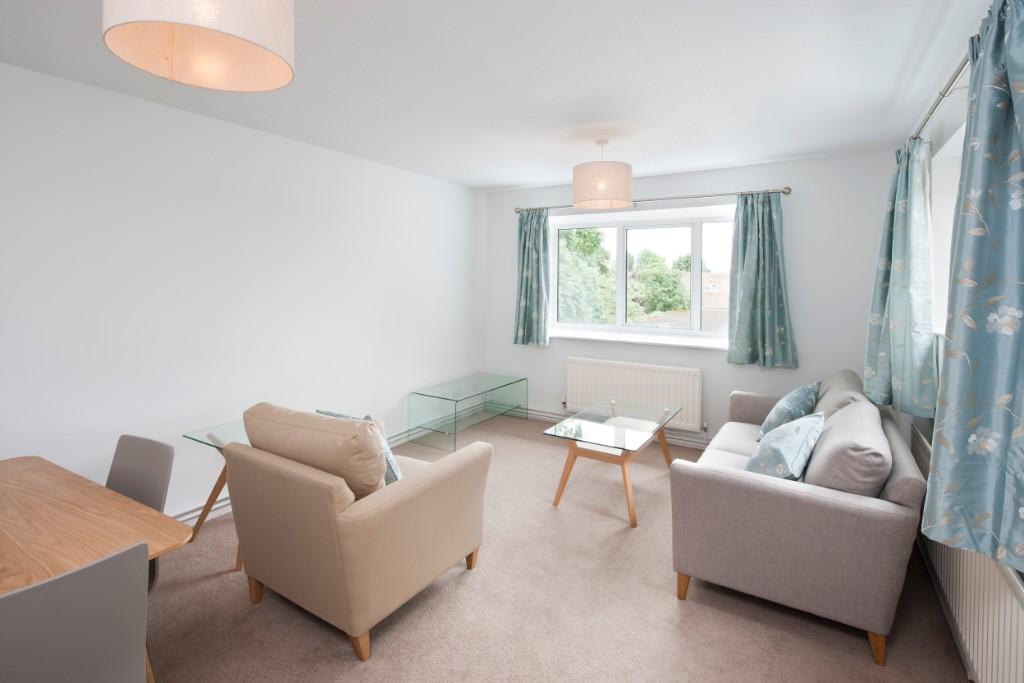3 bed 1st Floor Flat for rent in Elsfield. From Lucy Properties - Oxford