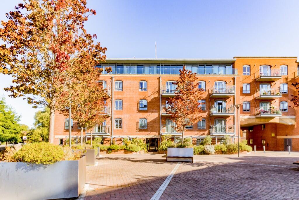 1 bed Penthouse for rent in Wolvercote. From Lucy Properties - Oxford 1 bed Penthouse for rent in Wolvercote. From Lucy Properties - Oxford