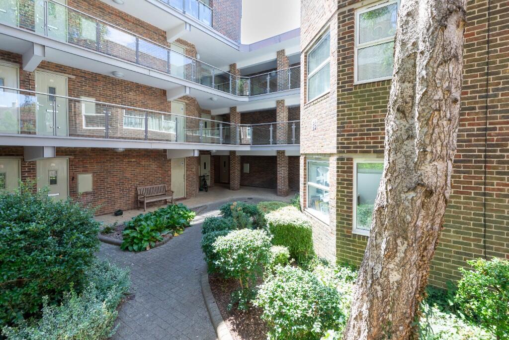 1 bed Apartment for rent in Wolvercote. From Lucy Properties - Oxford