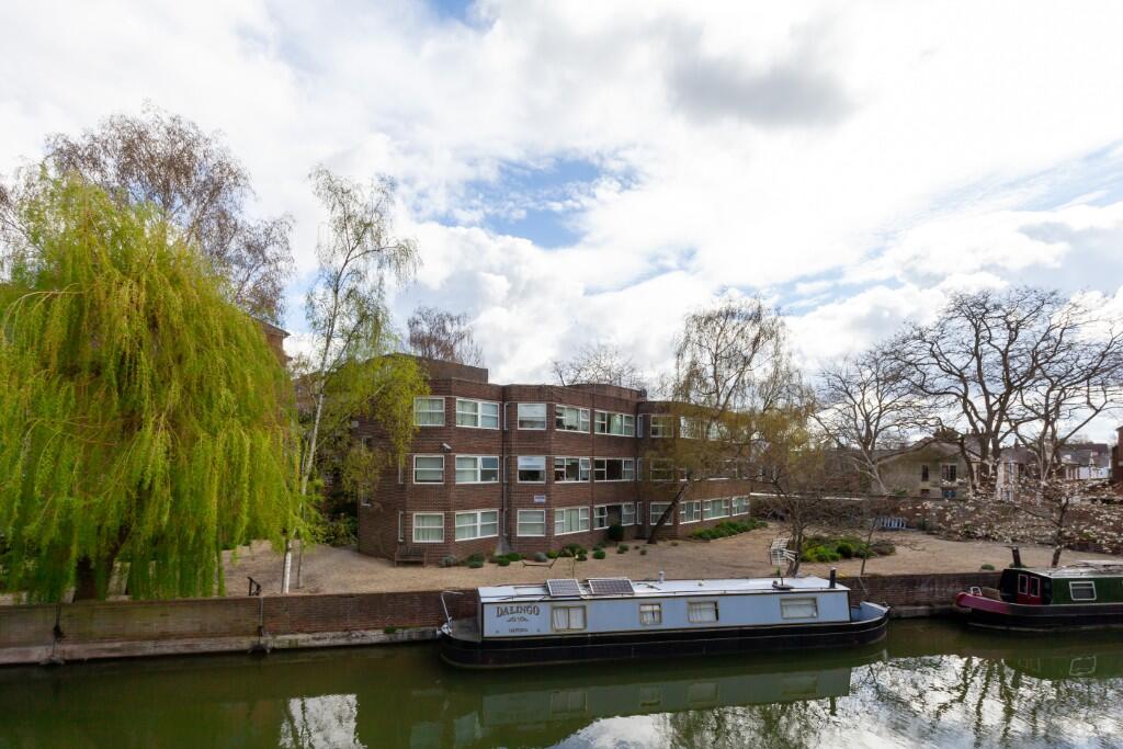 4 bed Studio for rent in Wolvercote. From Lucy Properties - Oxford 4 bed Studio for rent in Wolvercote. From Lucy Properties - Oxford