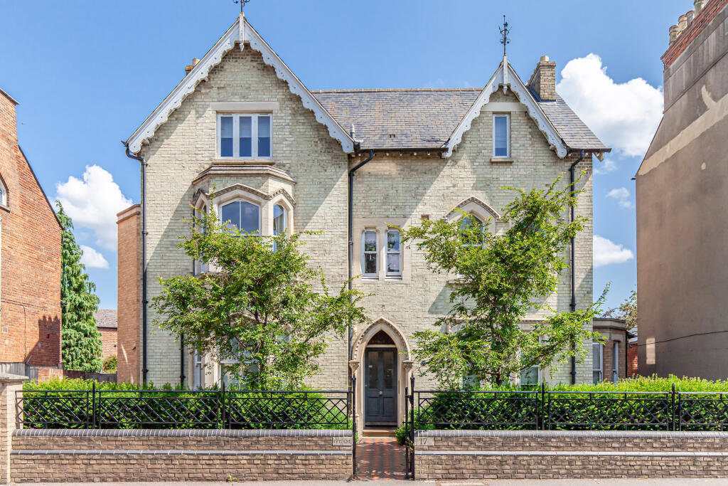 2 bed 1st Floor Flat for rent in Sandford-on-Thames. From Lucy Properties - Oxford 2 bed 1st Floor Flat for rent in Sandford-on-Thames. From Lucy Properties - Oxford