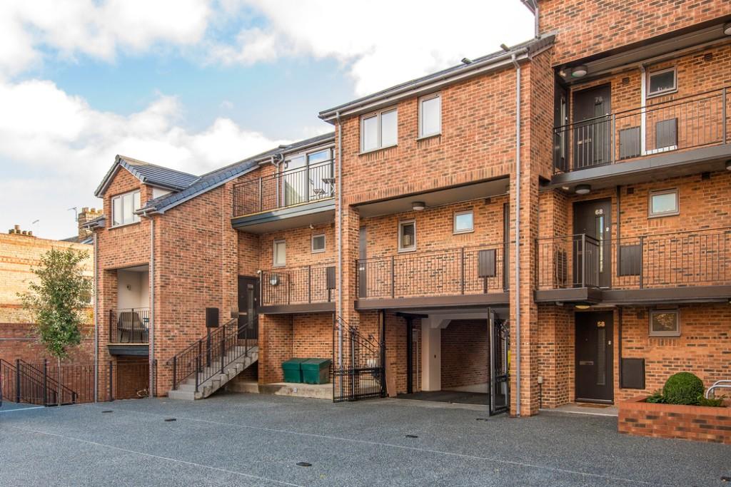 2 bed Apartment for rent in Wolvercote. From Lucy Properties - Oxford 2 bed Apartment for rent in Wolvercote. From Lucy Properties - Oxford