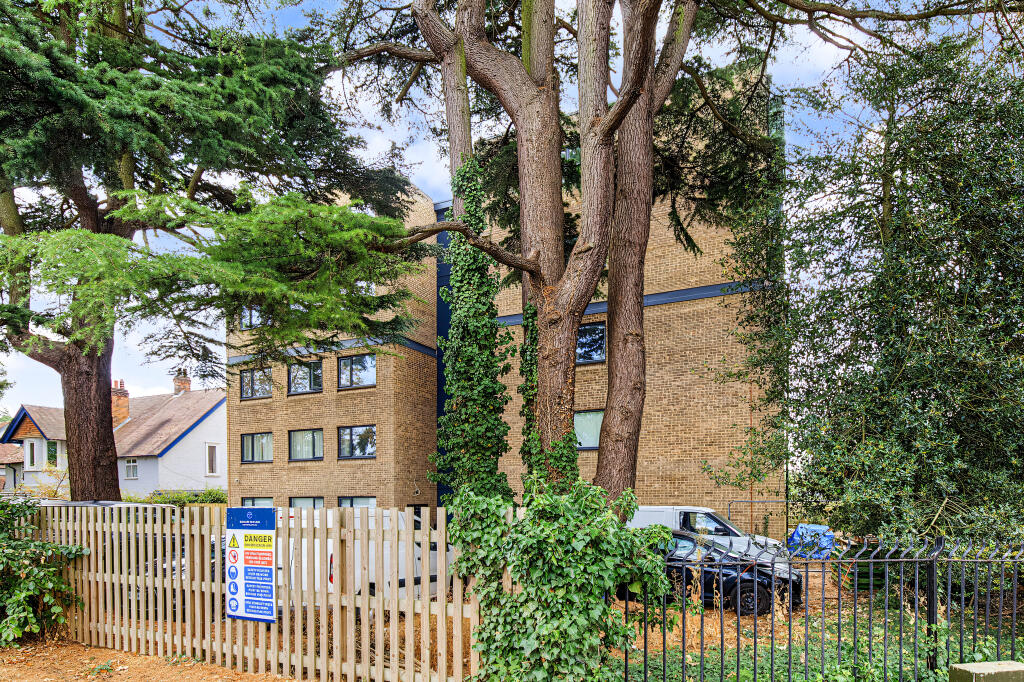 1 bed 1st Floor Flat for rent in Elsfield. From Lucy Properties - Oxford