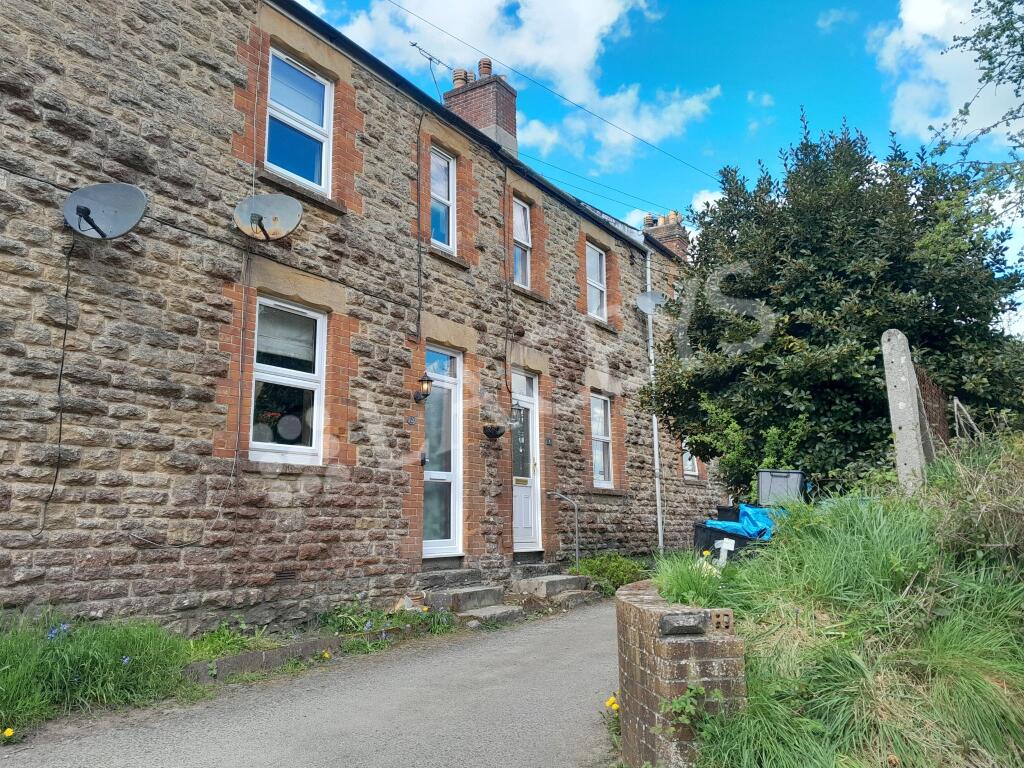 2 bed Mid Terraced House for rent in Stoford. From Laceys Yeovil Ltd - Yeovil