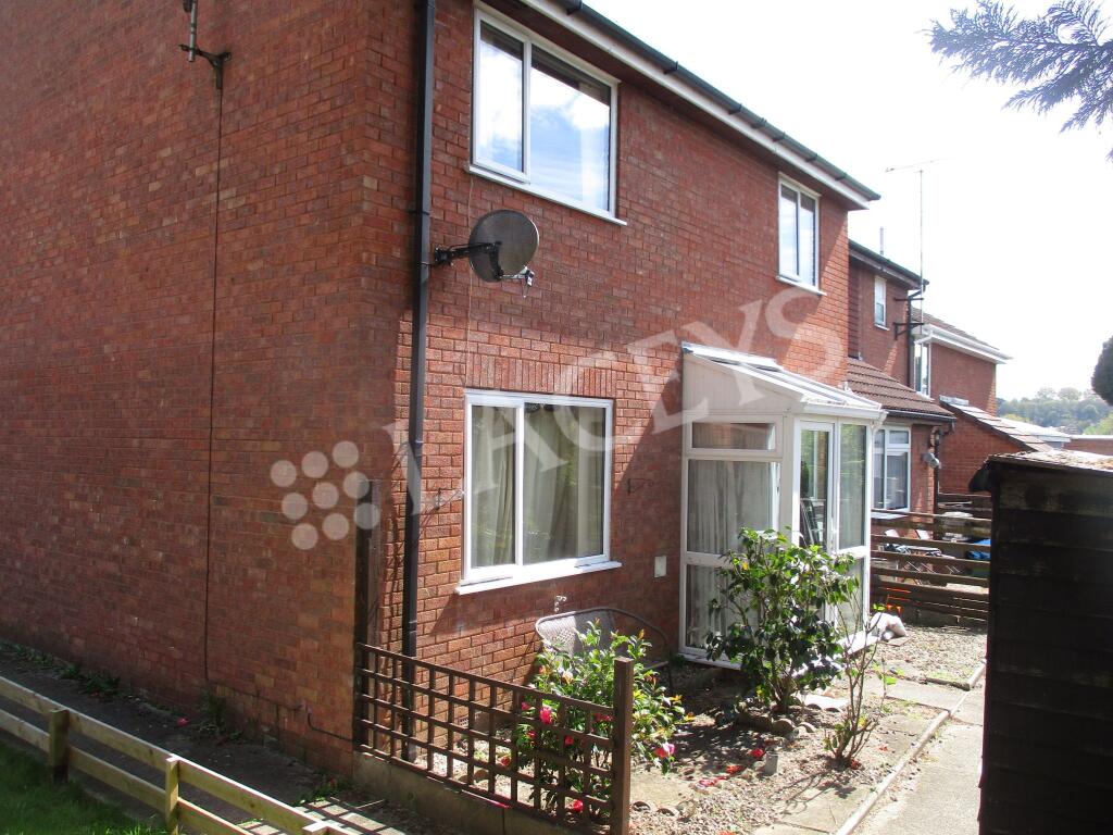 2 bed Mid Terraced House for rent in Mudford. From Laceys Yeovil Ltd - Yeovil