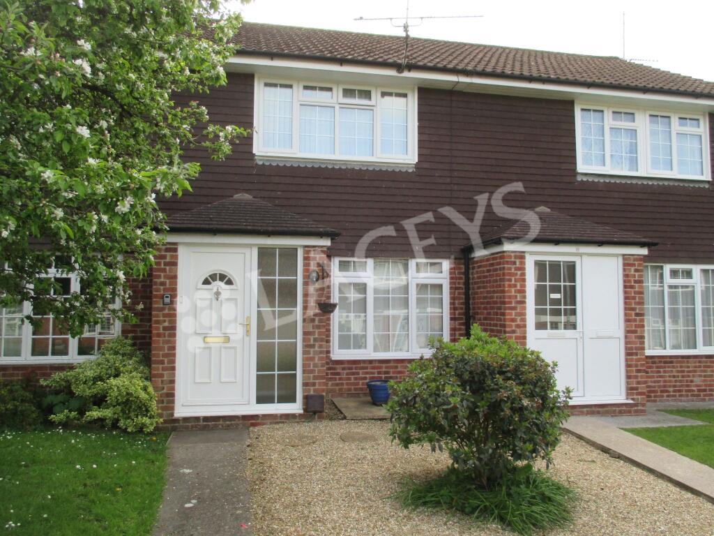 2 bed Mid Terraced House for rent in Yeovil. From Laceys Yeovil Ltd - Yeovil