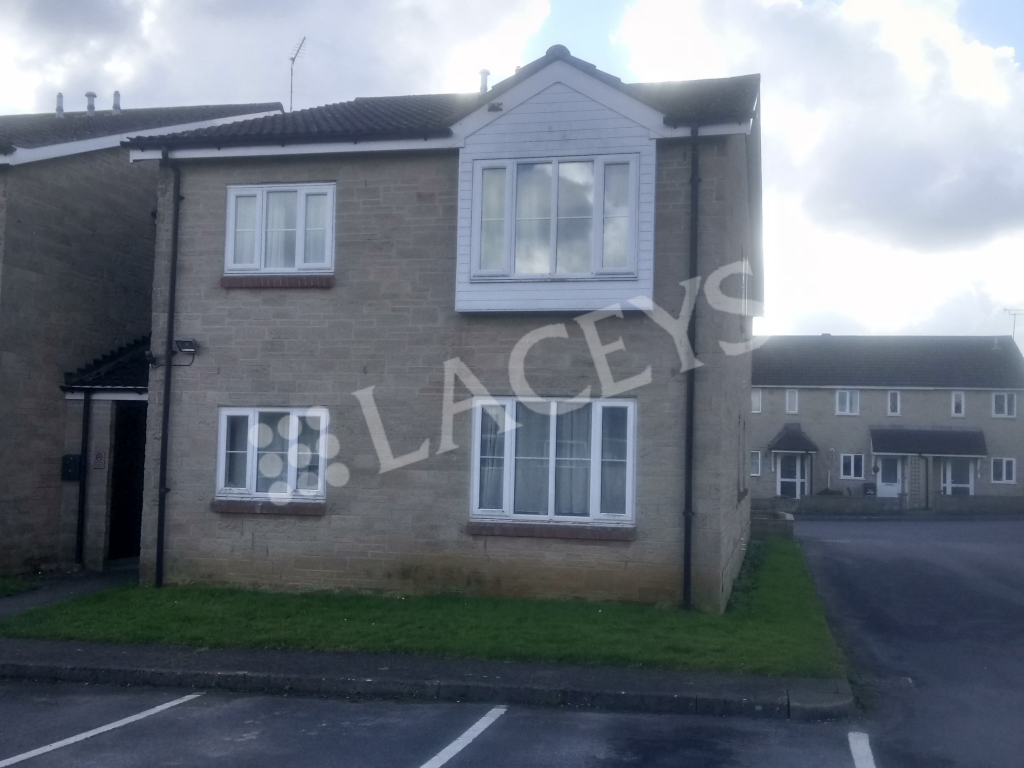 1 bed 1st Floor Flat for rent in Yeovil Marsh. From Laceys Yeovil Ltd - Yeovil 1 bed 1st Floor Flat for rent in Yeovil Marsh. From Laceys Yeovil Ltd - Yeovil