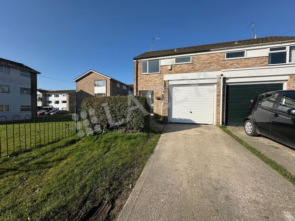 3 bed Semi Detached for rent in Yeovil Marsh. From Laceys Yeovil Ltd - Yeovil
