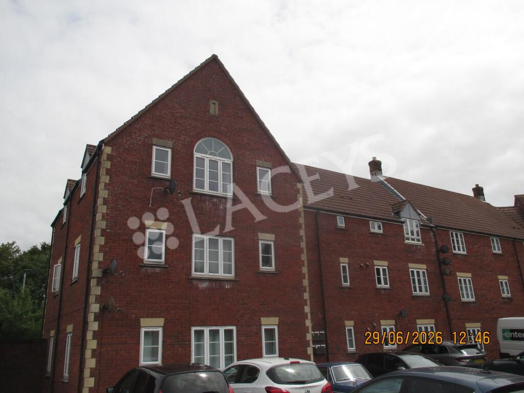 2 bed 1st Floor Flat for rent in Odcombe. From Laceys Yeovil Ltd - Yeovil 2 bed 1st Floor Flat for rent in Odcombe. From Laceys Yeovil Ltd - Yeovil