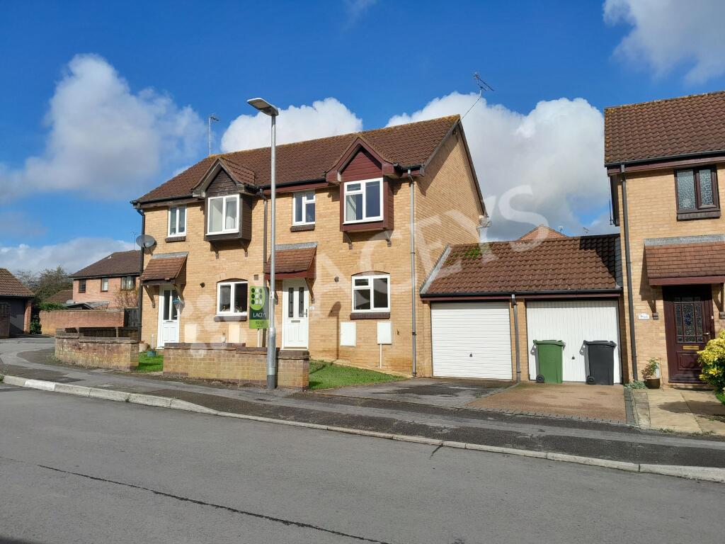 3 bed Semi Detached for rent in Yeovil. From Laceys Yeovil Ltd - Yeovil