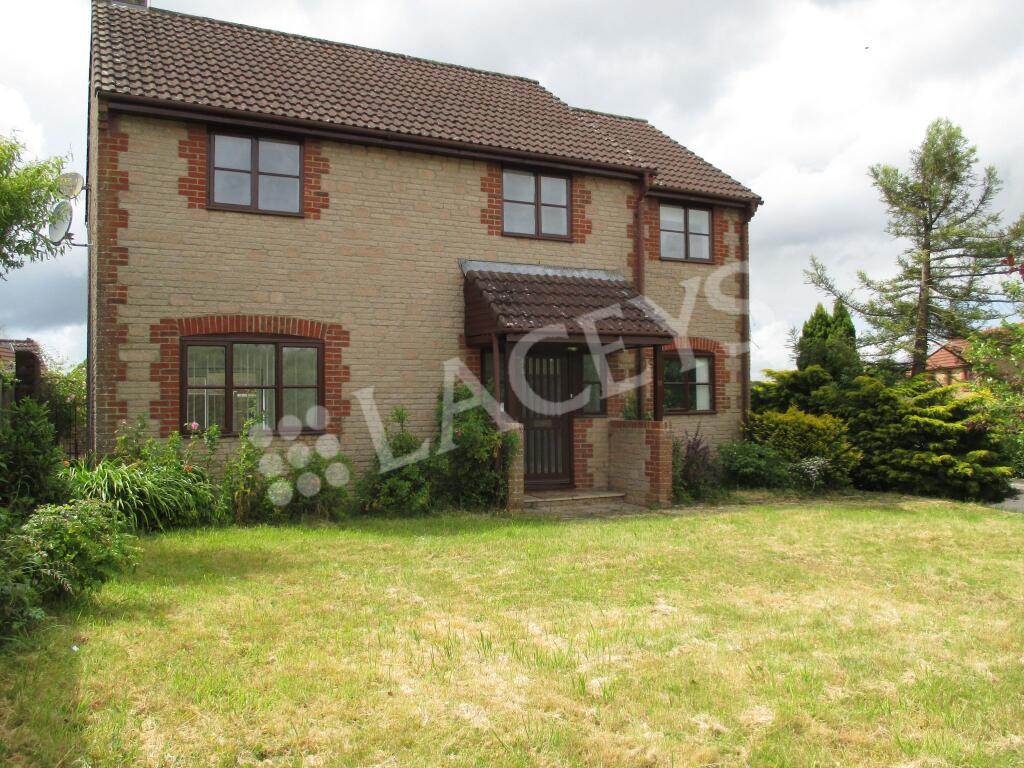 4 bed Detached for rent in Haselbury Plucknett. From Laceys Yeovil Ltd - Yeovil 4 bed Detached for rent in Haselbury Plucknett. From Laceys Yeovil Ltd - Yeovil