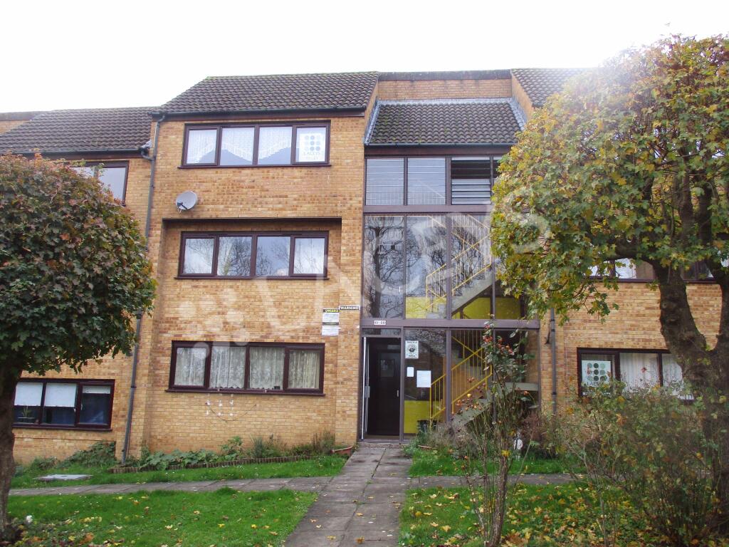 1 bed 1st Floor Flat for rent in Yeovil Marsh. From Laceys Yeovil Ltd - Yeovil