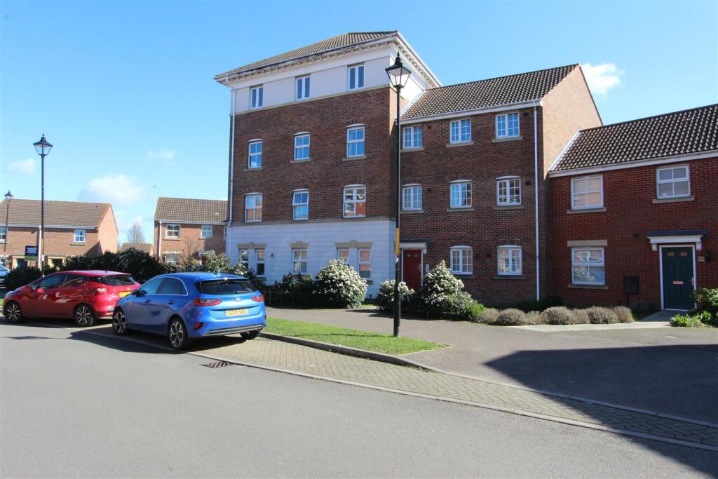 2 bed 1st Floor Flat for rent in Sittingbourne. From Lamborn and Hill Ltd - Sittingbourne