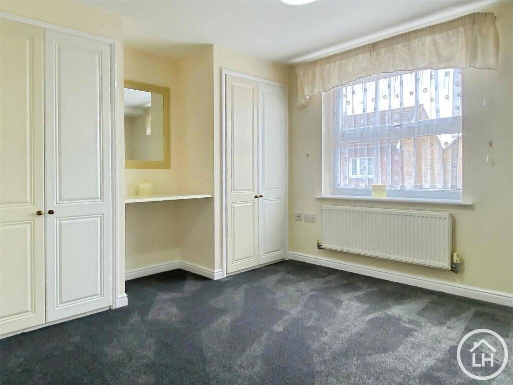 2 bed Apartment for rent in Sittingbourne. From Lamborn and Hill Ltd - Sittingbourne