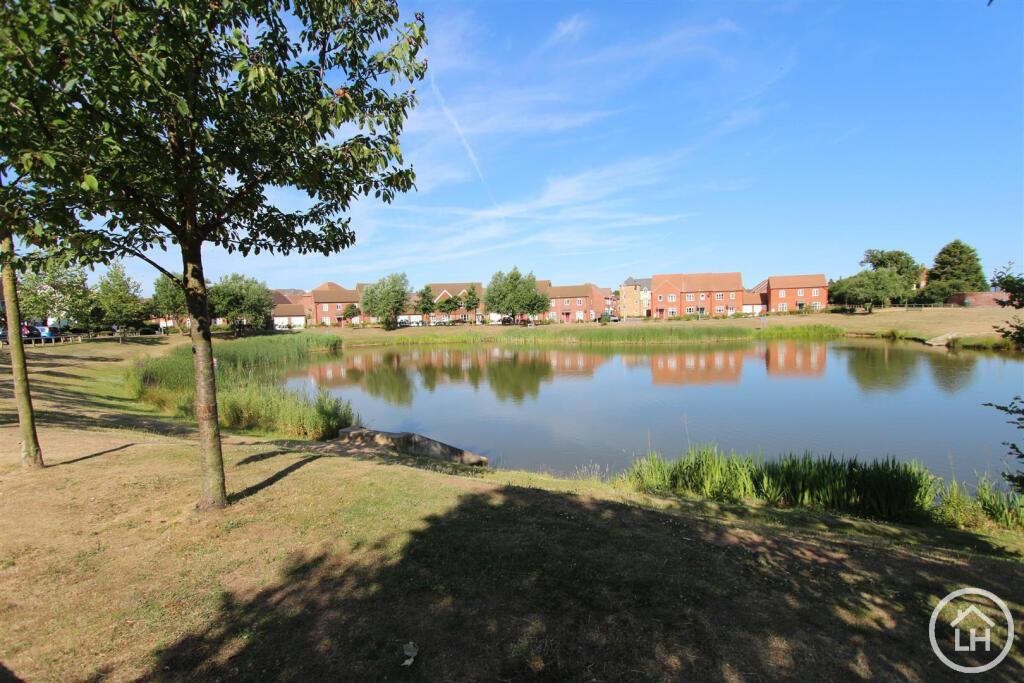 2 bed Apartment for rent in Sittingbourne. From Lamborn and Hill Ltd - Sittingbourne