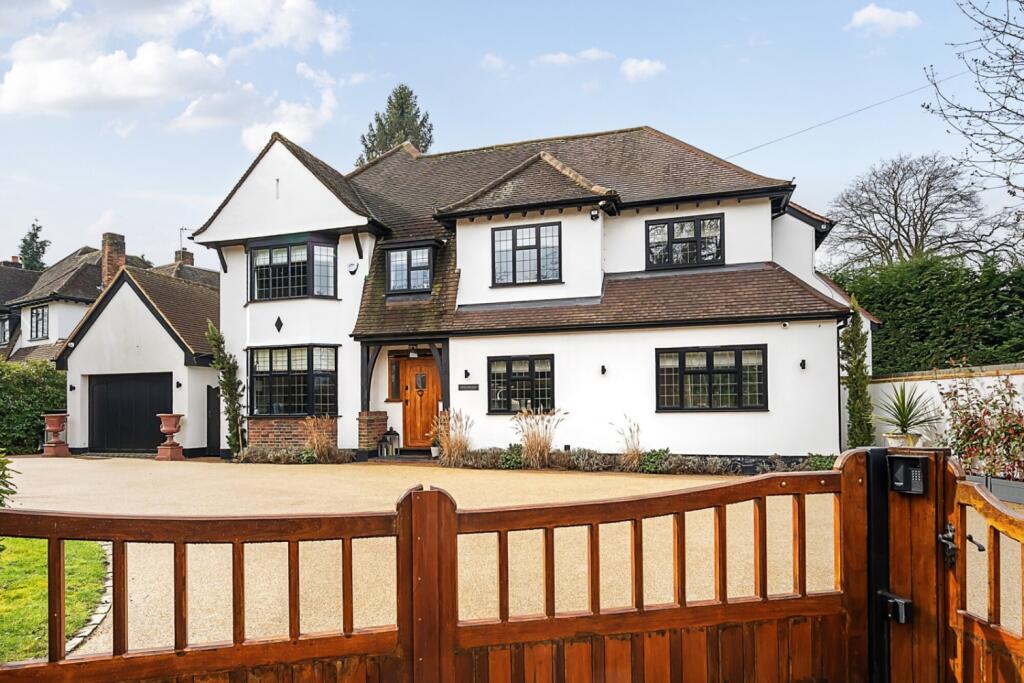4 bed Detached for rent in Orpington. From Langford Russell - Chislehurst