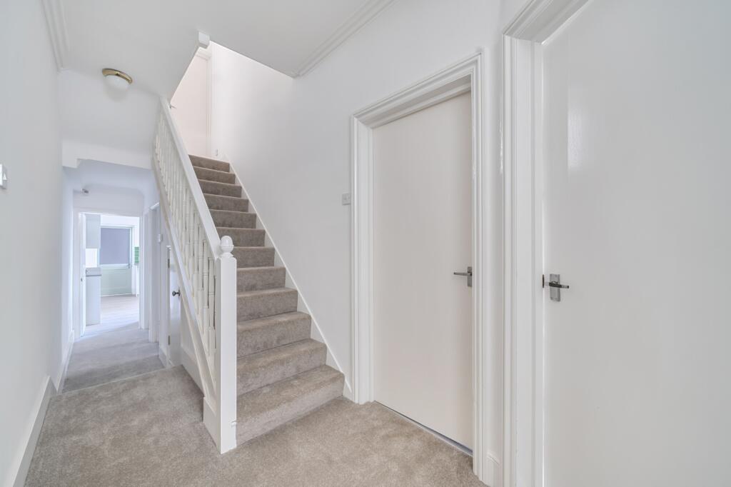 4 bed Semi Detached for rent in Chislehurst. From Langford Russell - Chislehurst 4 bed Semi Detached for rent in Chislehurst. From Langford Russell - Chislehurst