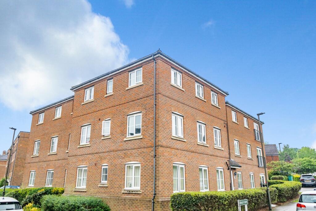 2 bed Flat for rent in Chislehurst. From Langford Russell - Bromley