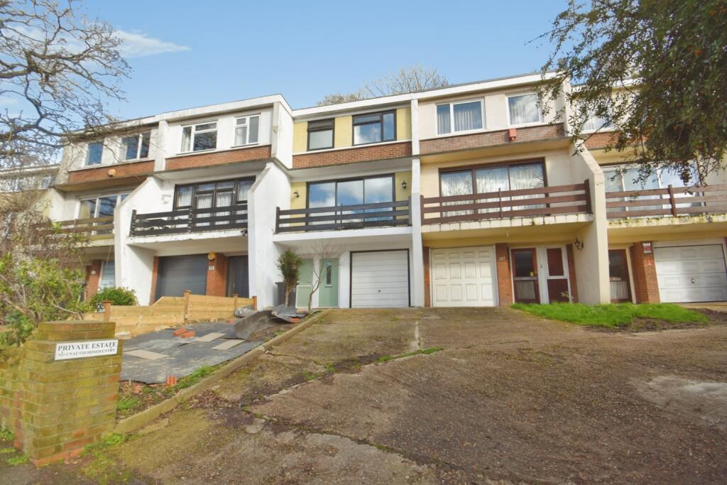 3 bed Town House for rent in Keston Mark. From Langford Russell - Bromley