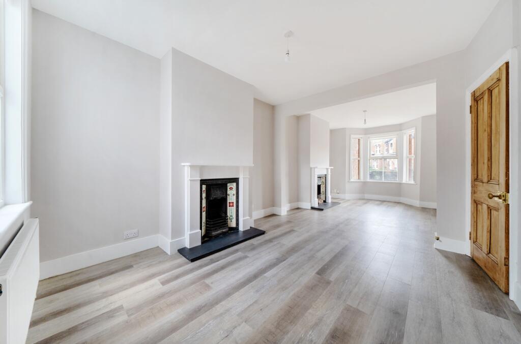2 bed Semi Detached for rent in Chislehurst. From Langford Russell - Bromley