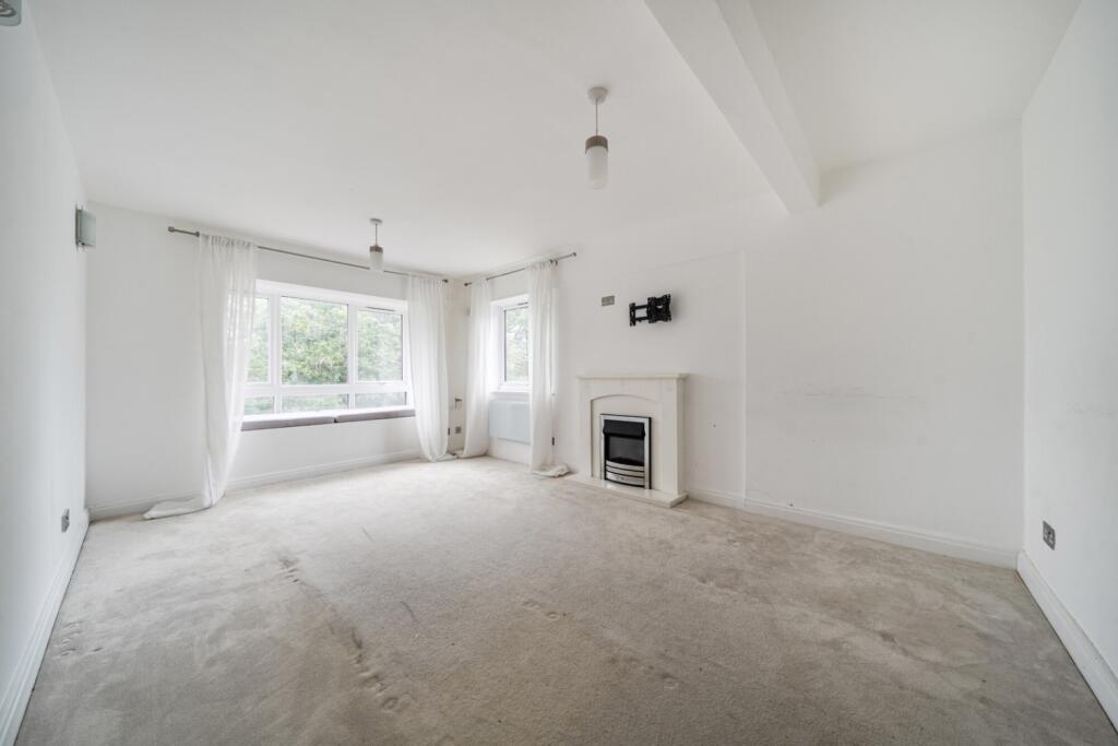 2 bed 1st Floor Flat for rent in Beckenham. From Langford Russell - Bromley