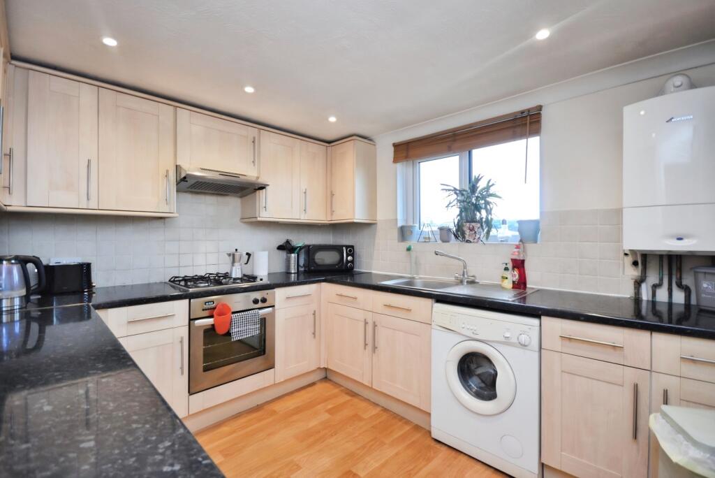 1 bed Annexe for rent in Keston Mark. From Langford Russell - Bromley
