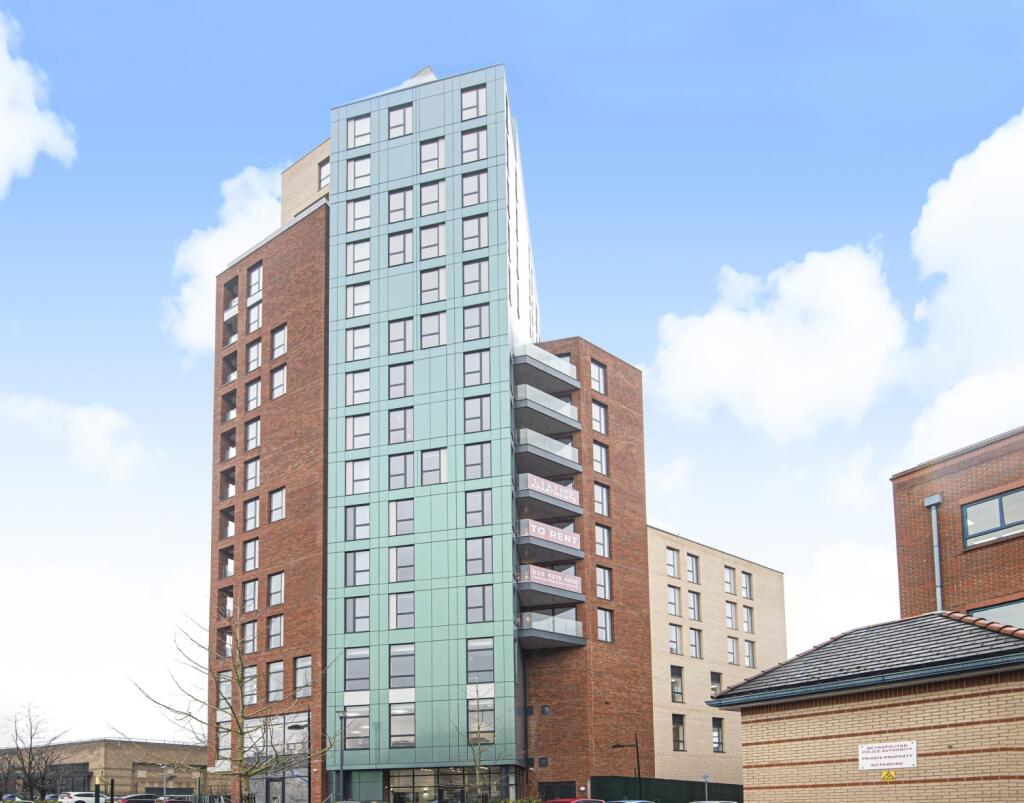 1 bed 1st Floor Flat for rent in Keston Mark. From Langford Russell - Bromley
