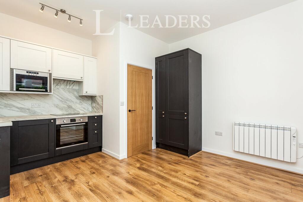 1 bed Flat for rent in Hurstpierpoint. From Leaders - Burgess Hill