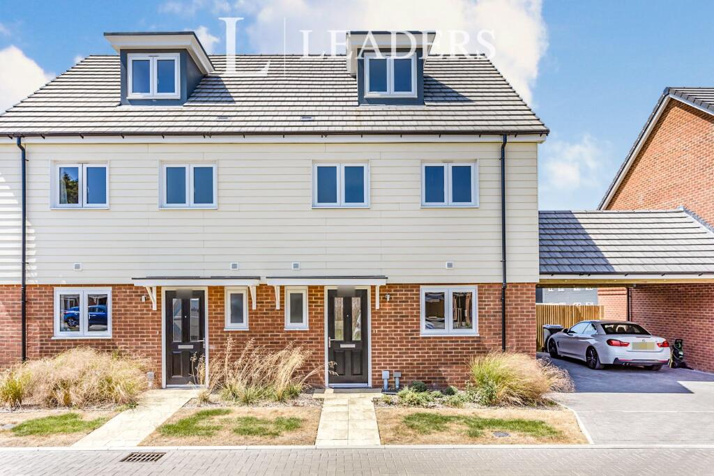 4 bed Detached for rent in Sayers Common. From Leaders - Burgess Hill