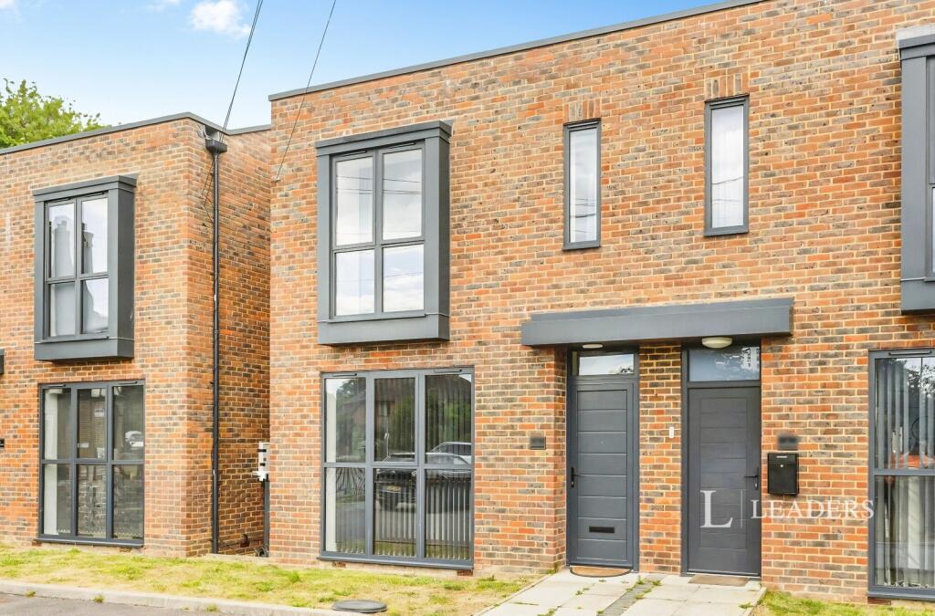 3 bed Semi Detached for rent in Sayers Common. From Leaders - Burgess Hill