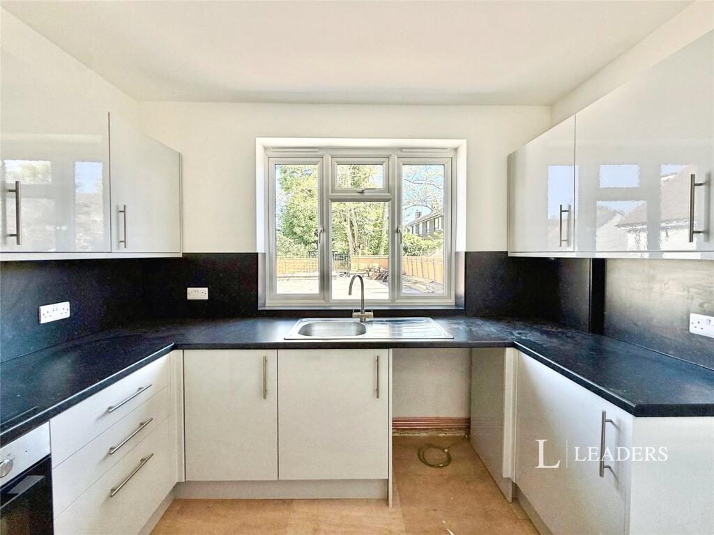 1 bed 1st Floor Flat for rent in Hassocks. From Leaders - Burgess Hill 1 bed 1st Floor Flat for rent in Hassocks. From Leaders - Burgess Hill