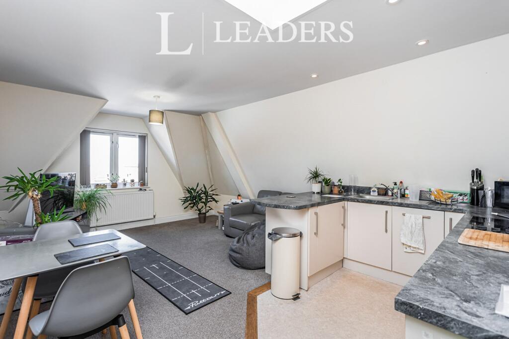 1 bed 1st Floor Flat for rent in Burgess Hill. From Leaders - Burgess Hill 1 bed 1st Floor Flat for rent in Burgess Hill. From Leaders - Burgess Hill