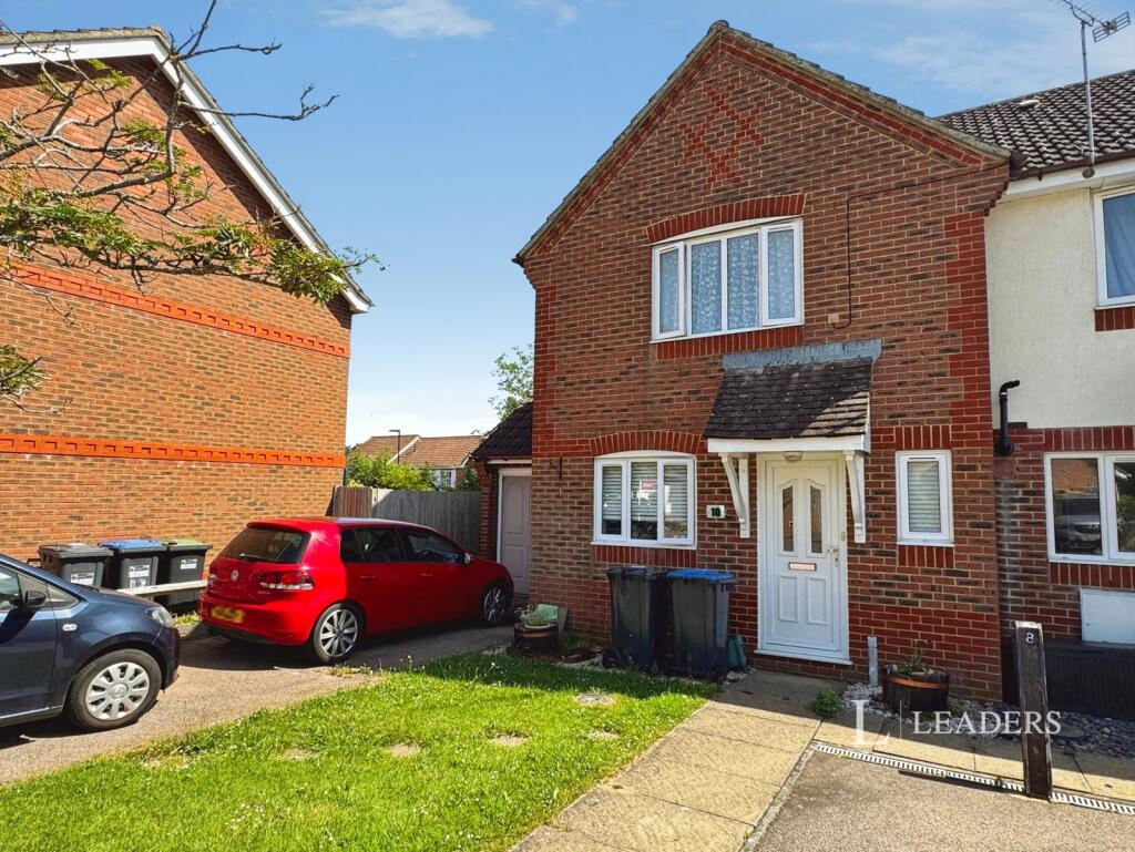 3 bed Mid Terraced House for rent in Burgess Hill. From Leaders - Burgess Hill