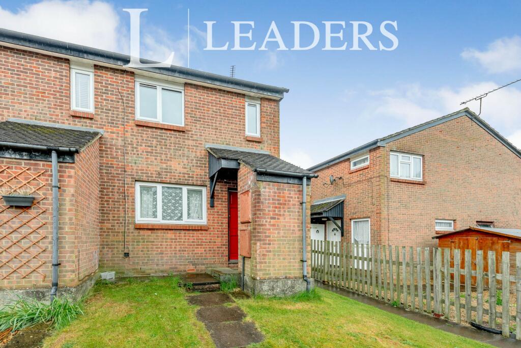 2 bed End Terraced House for rent in Crawley. From Leaders - Crawley
