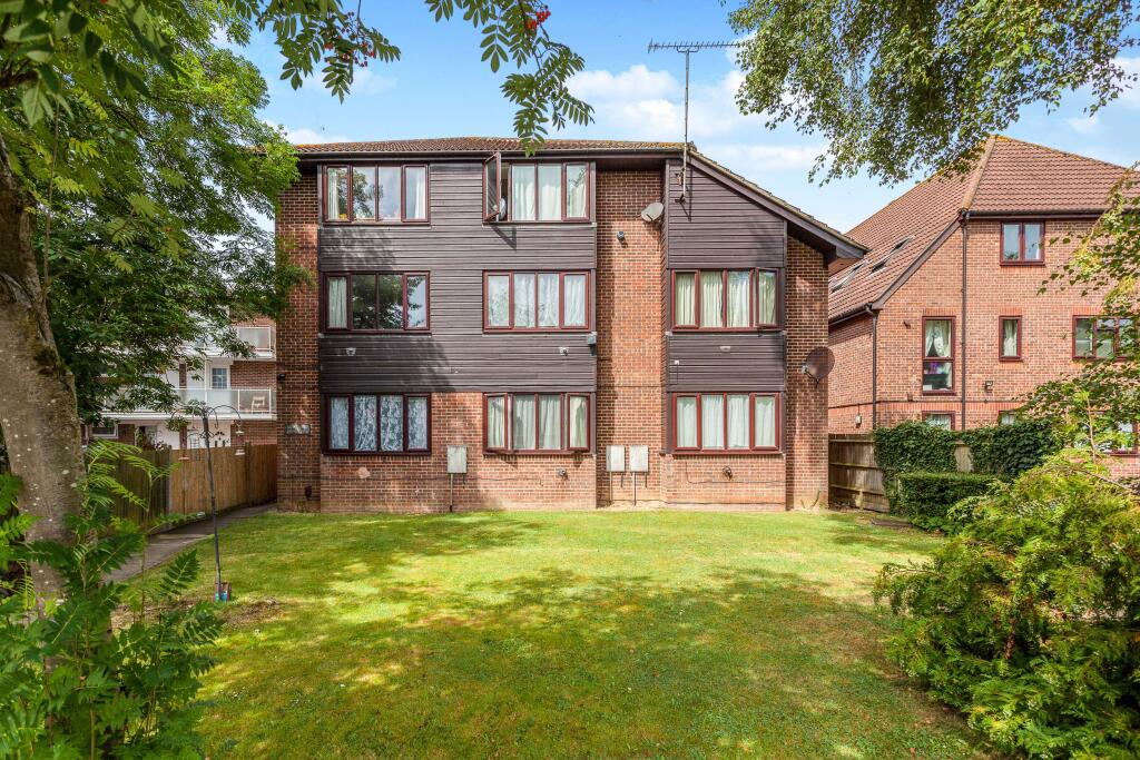 0 bed Studio for rent in Crawley. From Leaders - Crawley 0 bed Studio for rent in Crawley. From Leaders - Crawley