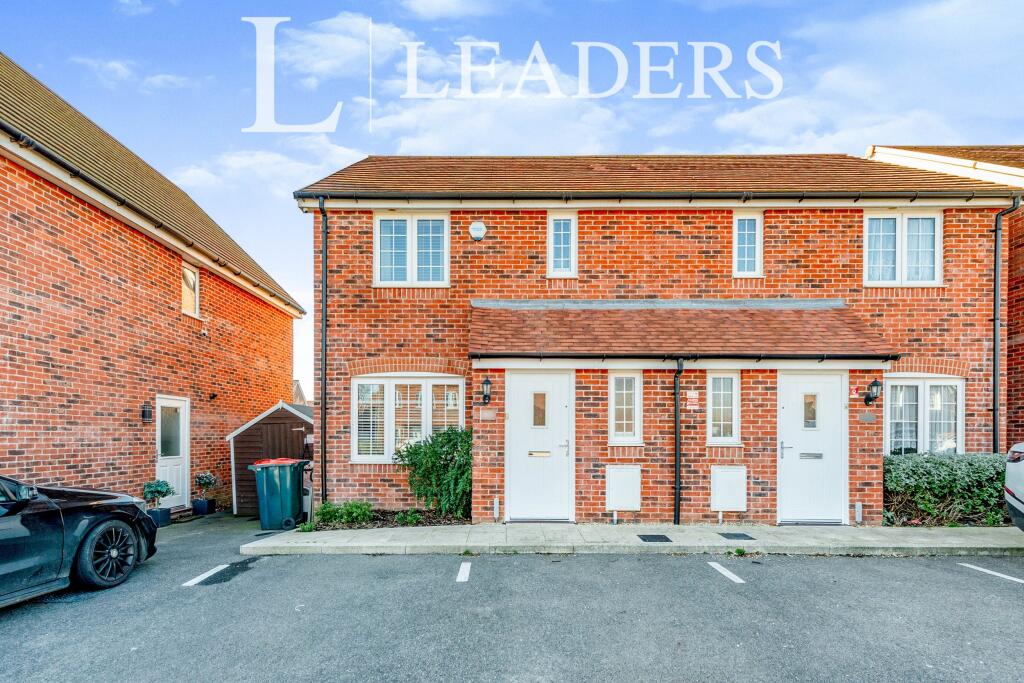 2 bed Mid Terraced House for rent in Copthorne. From Leaders - Crawley