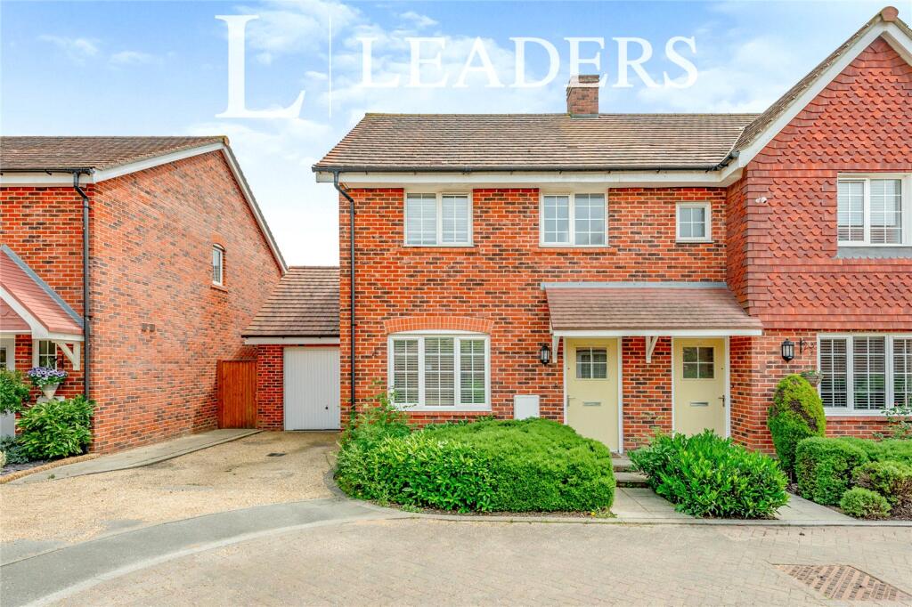3 bed Detached for rent in Crawley. From Leaders - Crawley