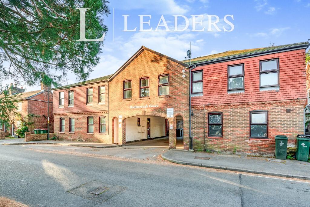 1 bed 1st Floor Flat for rent in Ifieldwood. From Leaders - Crawley