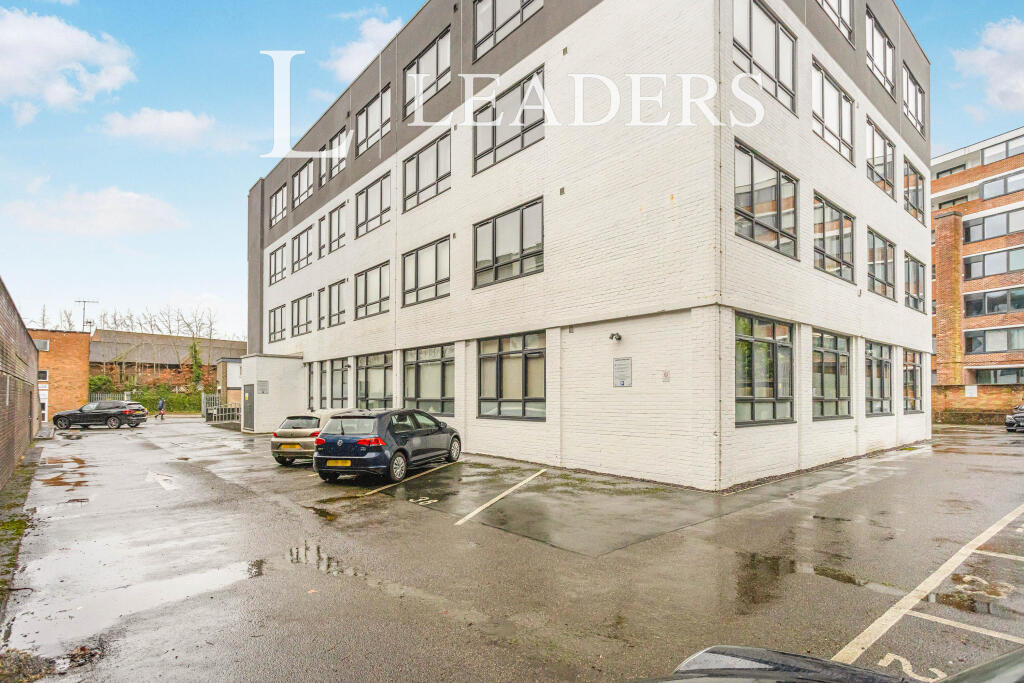 2 bed 1st Floor Flat for rent in Walstead. From Leaders - Haywards Heath 2 bed 1st Floor Flat for rent in Walstead. From Leaders - Haywards Heath