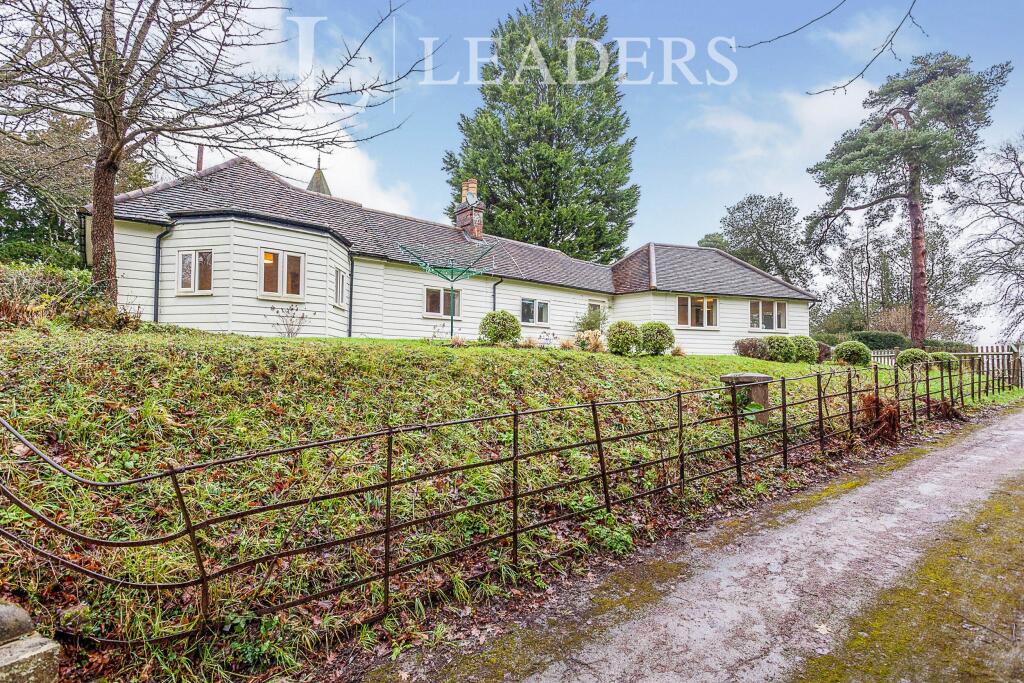 4 bed Detached for rent in Haywards Heath. From Leaders - Haywards Heath