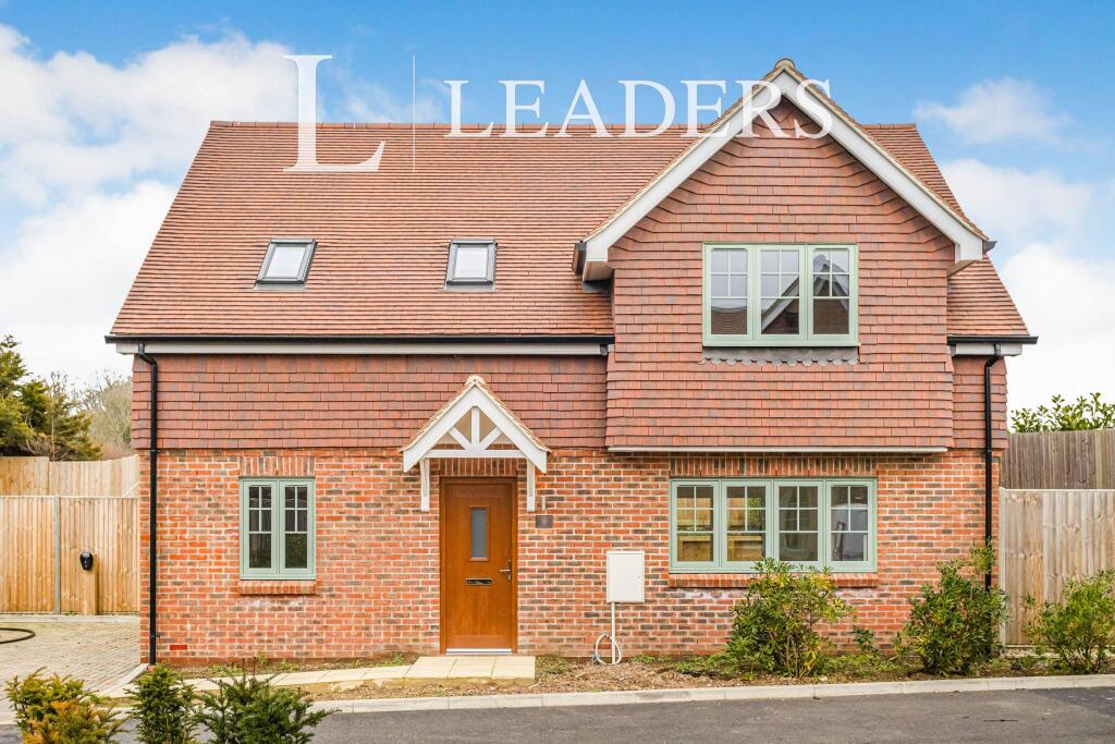 4 bed Detached for rent in Fletching. From Leaders - Haywards Heath 4 bed Detached for rent in Fletching. From Leaders - Haywards Heath