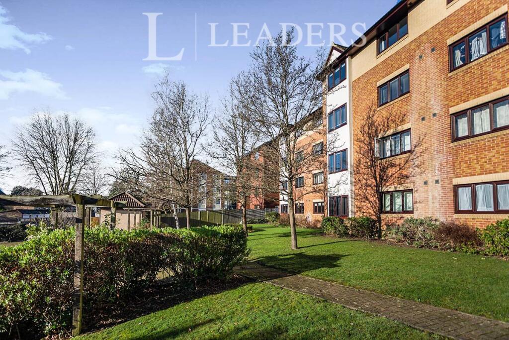 1 bed 1st Floor Flat for rent in Redhill. From Leaders Lettings - Redhill