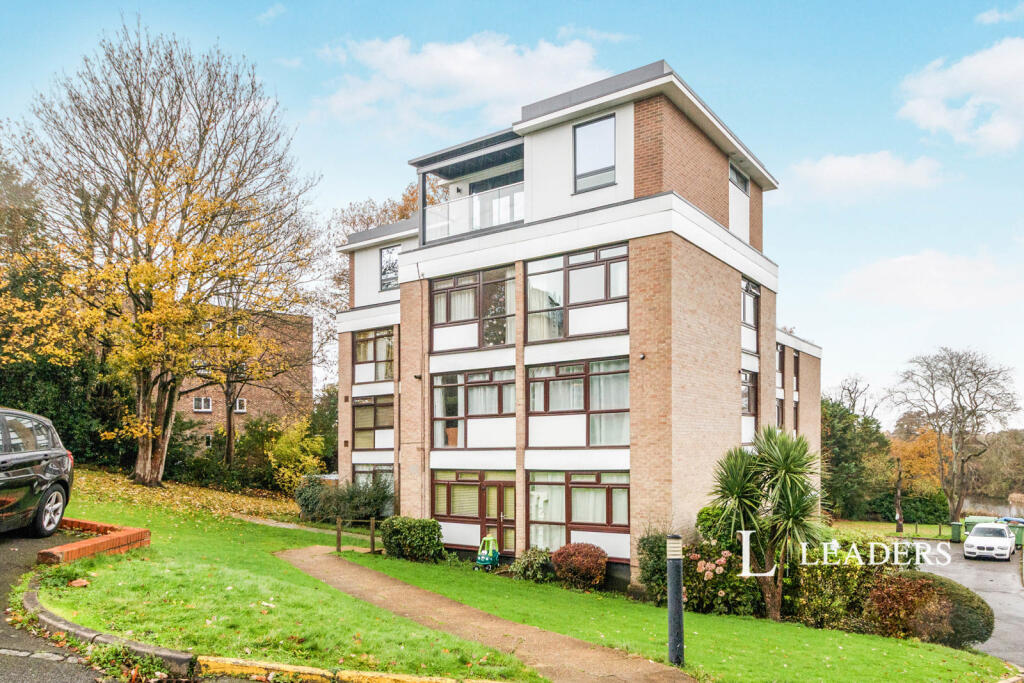 2 bed 1st Floor Flat for rent in Weybridge. From Leaders Lettings - Walton on Thames