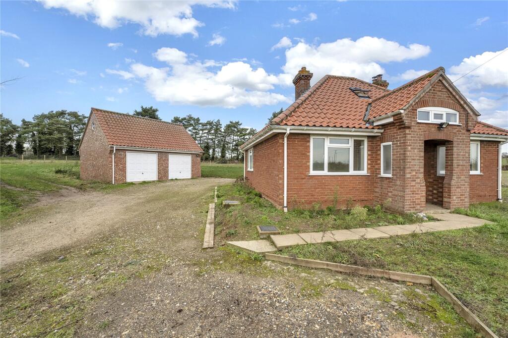 4 bed Bungalow for rent in Bardwell. From Lacy Scott & Knight - Bury St Edmunds