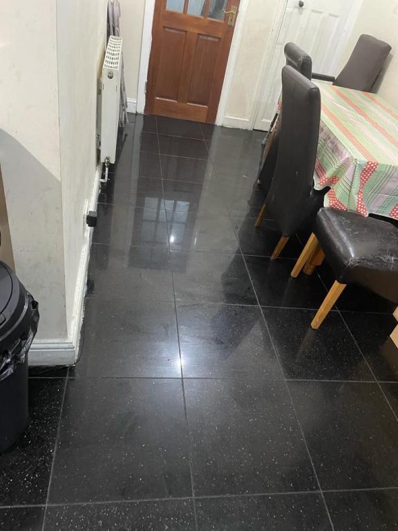 3 bed Detached for rent in Ilford. From Three Oaks - London
